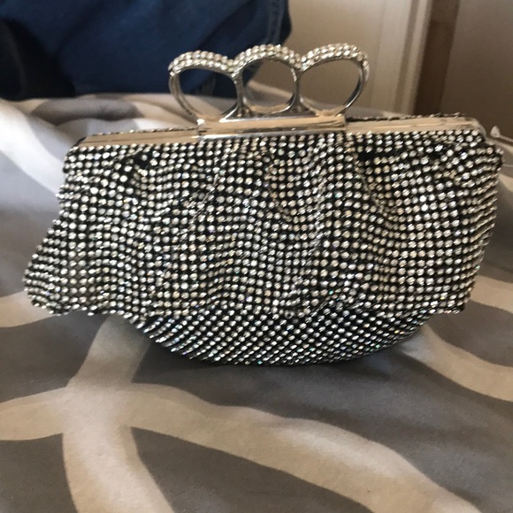 Clutch - Picture 1 of 1